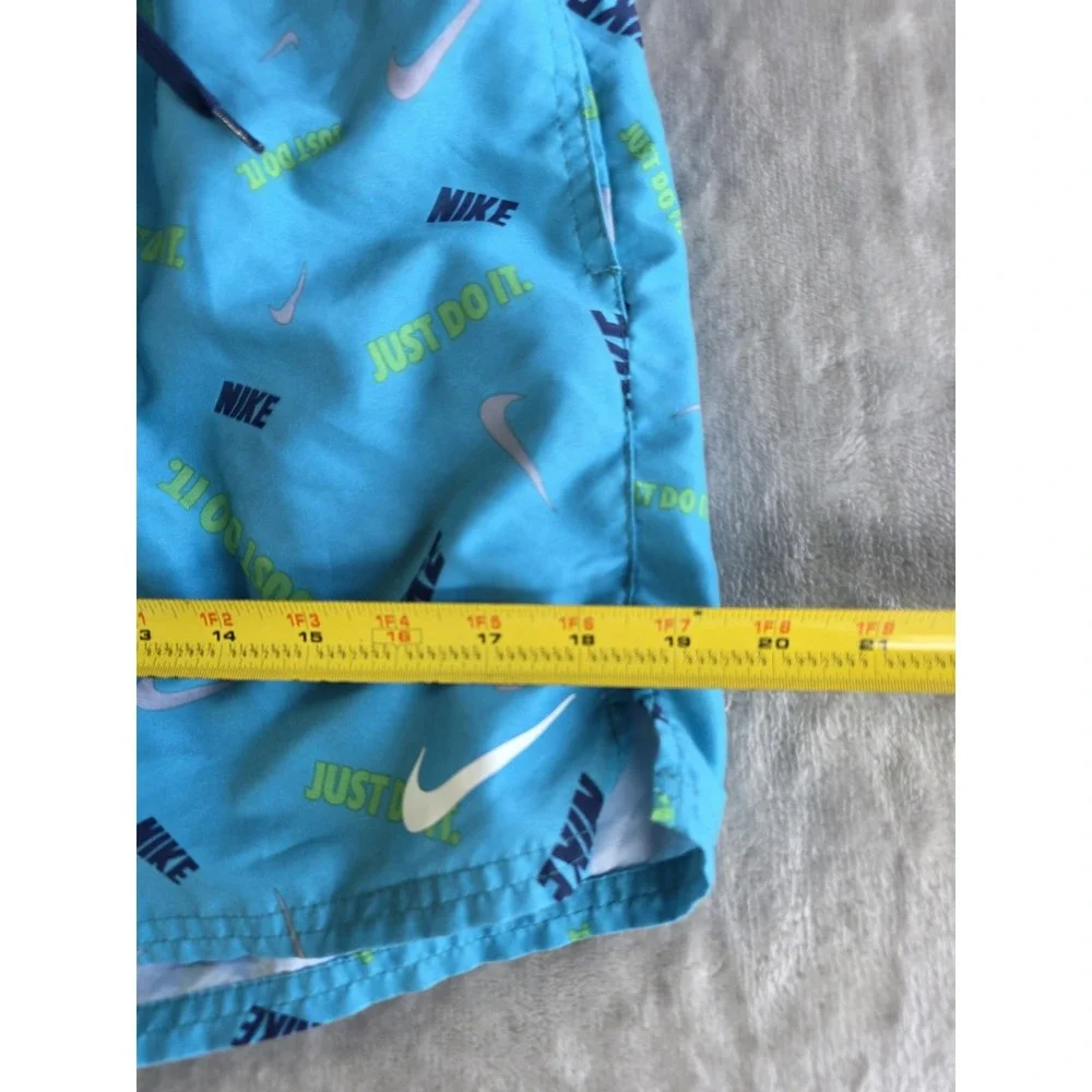 Nike men medium